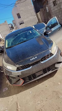 كيا فورتي م 2022  ماشيه 67 سياره بدون رقم واصله كمرك ومنفيس صبغ عام (م...