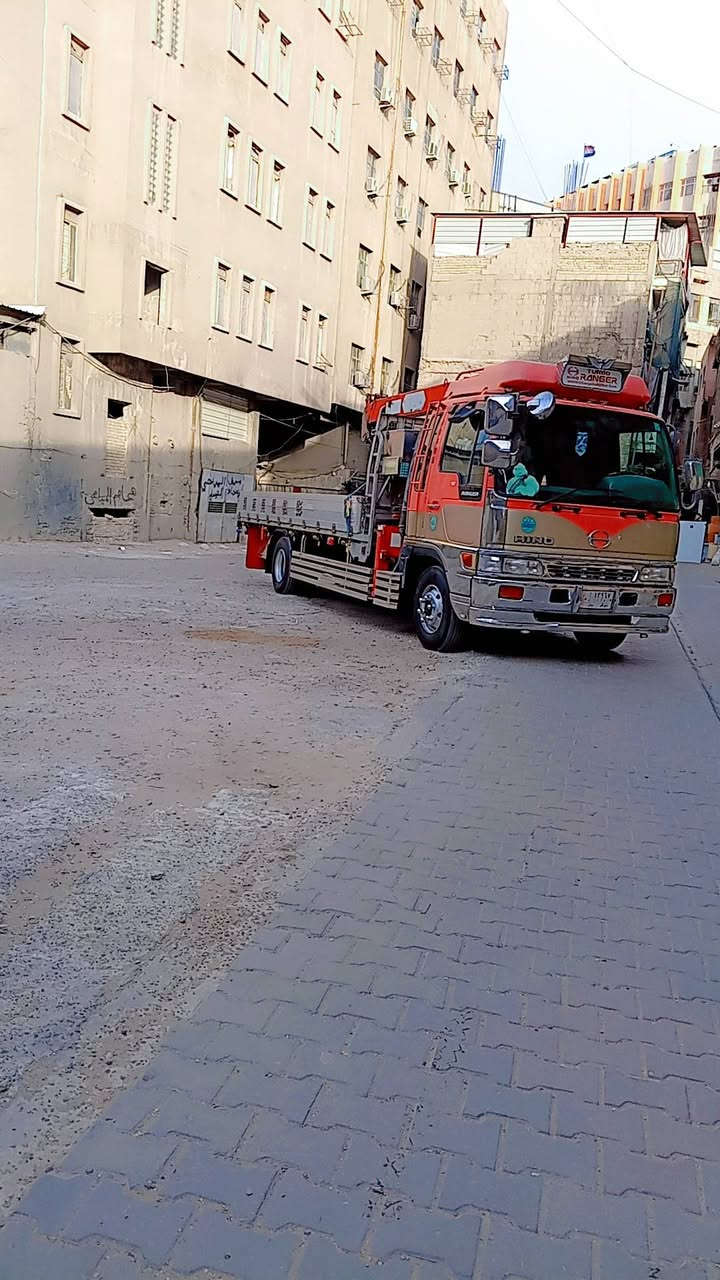 لبيع هينو انكر بلادي كرين موديل ٩٥ بسمي تبريد شغال رقم ذياقار ٨٠ عادي اعنوان سياره بغداد كرين ٣ سليت يونك مخلف رقم ***********
