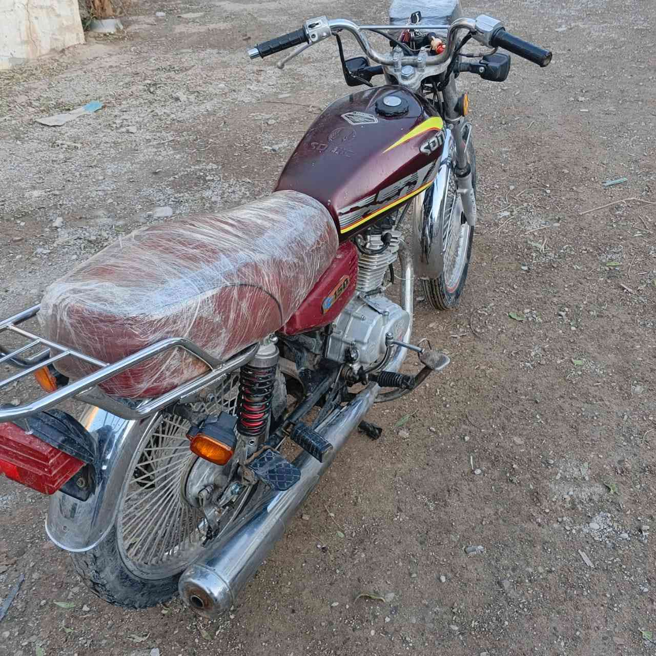 دراجه البيع سعر 350 بي مجال مكاني منصوريه الجبل ***********
موديل 20
