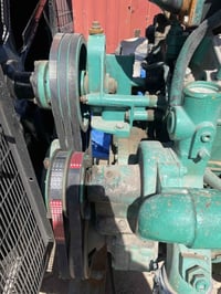 مولد كمنز أوربي مشتغله 4000 ساعه فقط المولده 5.5 12 سلندر راس توليد ست...