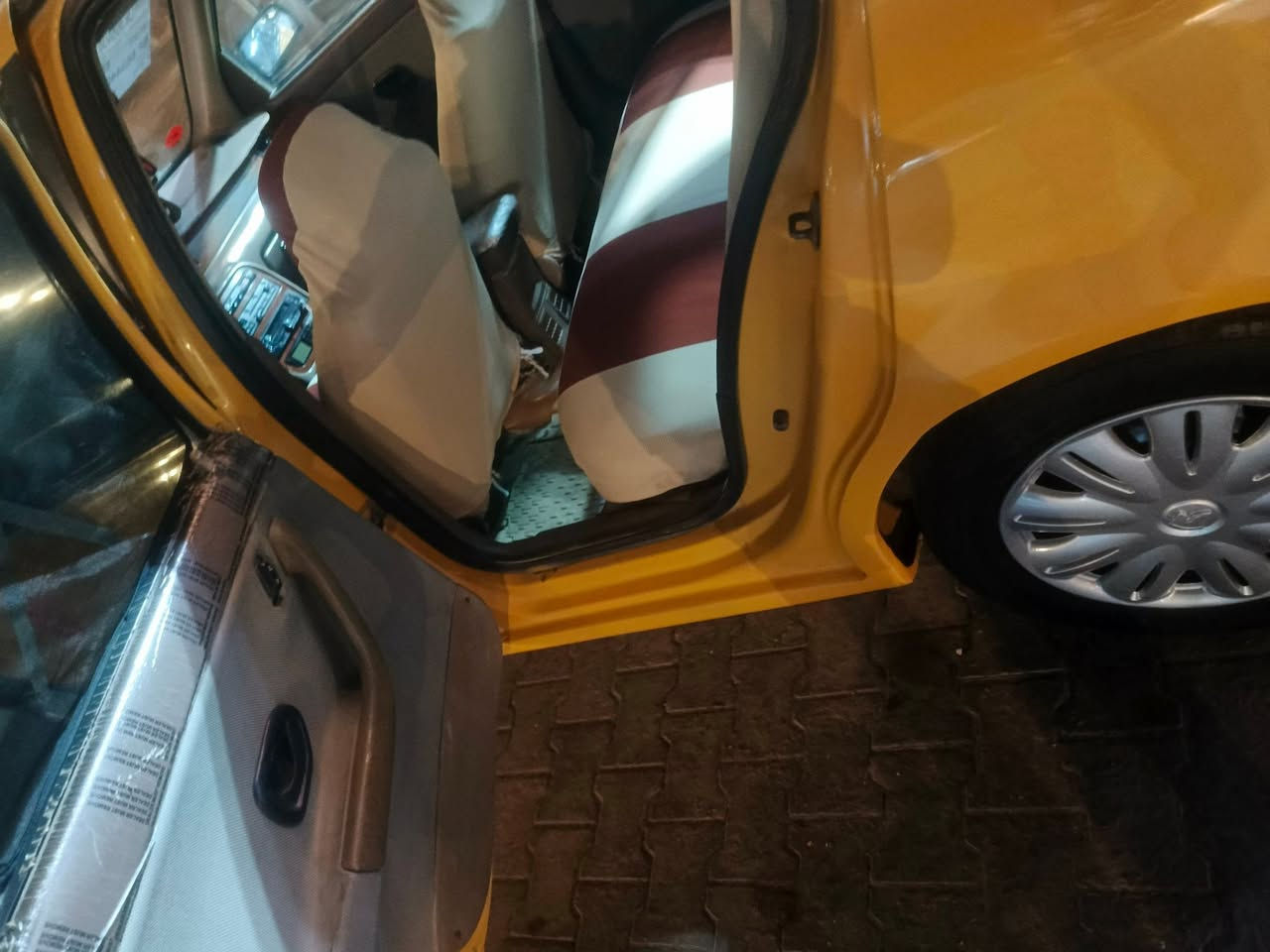 اسلام عليكم سمند مديل 10كير مكينه كفاله تبريد شغال رقم انكليزي بابل سنويه  28 صار شهر من مداوره هزه جديده يعني بلمدور حتا السياره ميعتازوه كبل ادور بيه جملغ خلفي صبغ اوبنيد طائر بدون ضربه السياره كلش نضيفه اوحلوه من خارج اوداخل شوفت عينك أسعر مناسب حيل 30 اوبيه مجال***********
