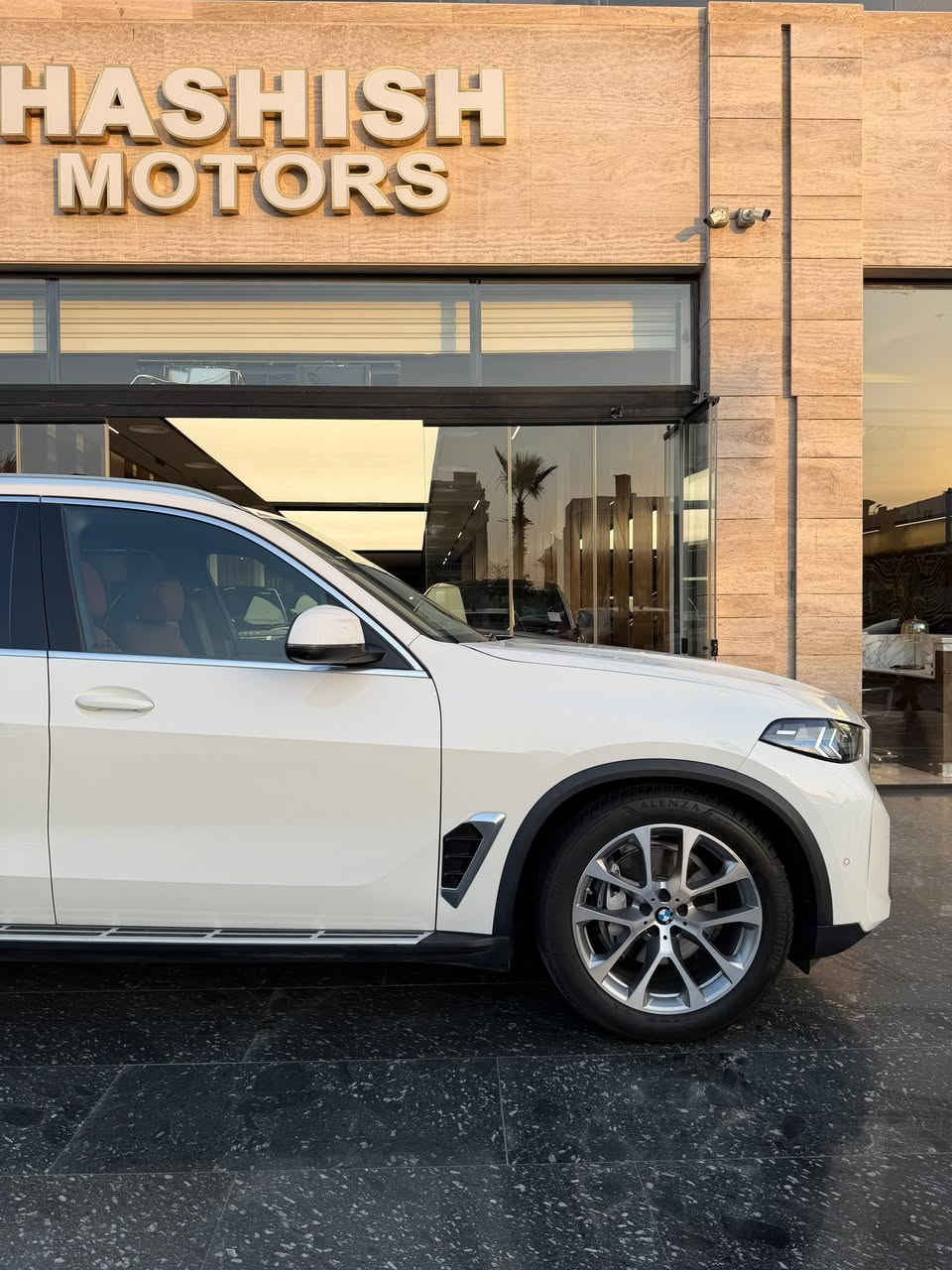 🔥 BMW X5 xDrive40i 2025 🔥

✅ 3.0L TwinPower Turbo I6 Engine
✅ xDrive All-Wheel Drive
✅ Only 9,000 KM
✅ Like Brand New – Mint Condition

Drive luxury, performance, and comfort in one SUV.

💥 Special Price – Limited Opportunity!

📩 Contact us now for more details or to schedule a viewing 📞 01022555464


**إذا كنت صاحب هذا الإعلان وتريد حذفه لأي سبب، رجاءا أرسل رسالة إلى الدعم الفني**