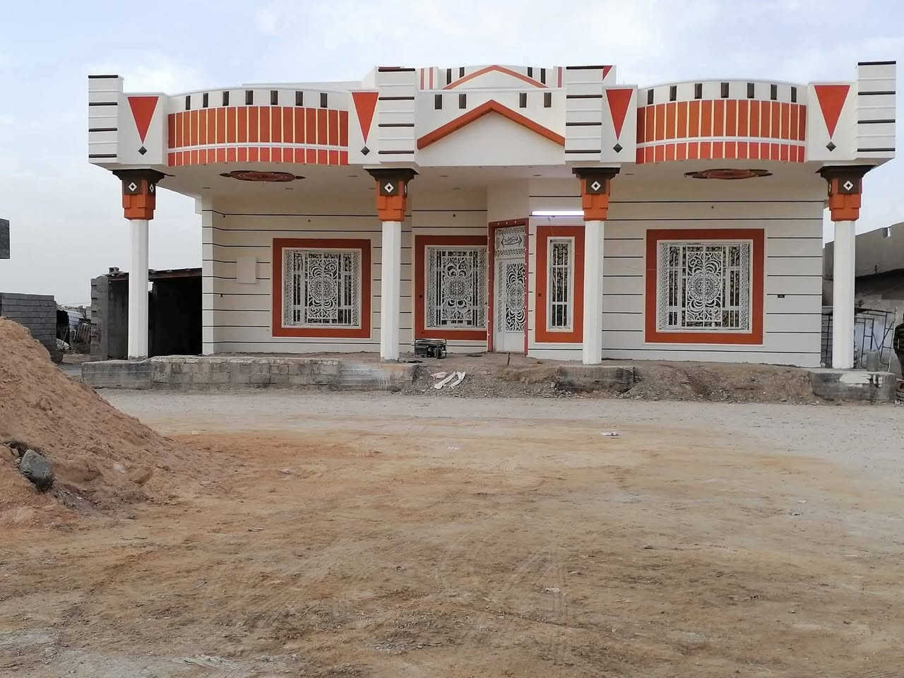 صباغ محترف اشتغل حسب الطلب اسعار جميله وشغل مضبوط شرط تسليم مهندس
شغلي بصفحتي للتواصل واتس او اتصال ***********
