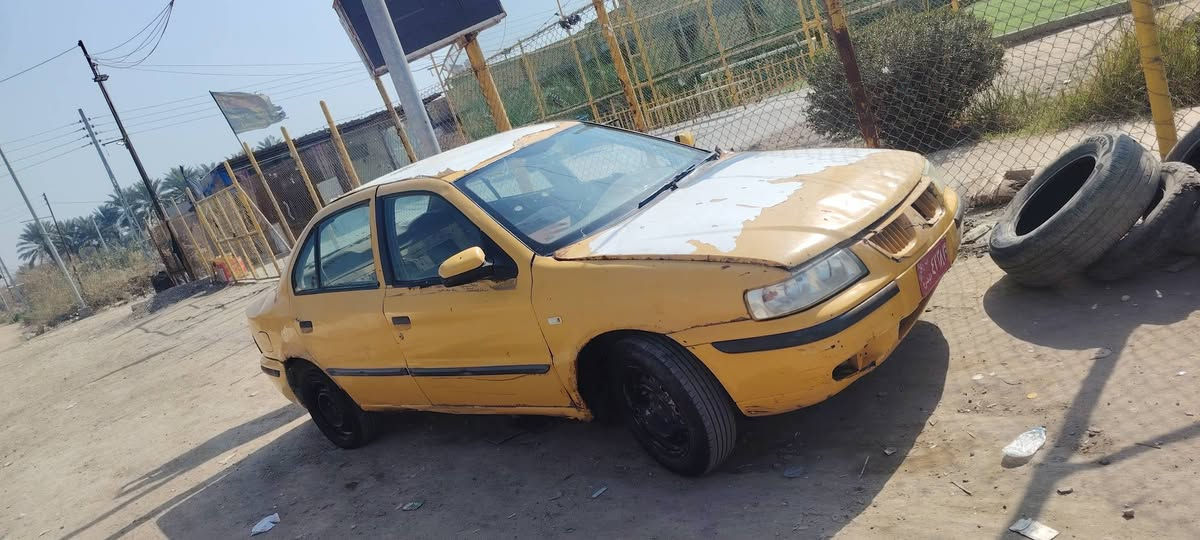 السلام عليكم سمند للبيع، مكينه وكير خير من الله شغاله مكان حله سعر ١١ ورقه بيها مجال ٢٠١١ مكان حله الشراي يتصل ***********
