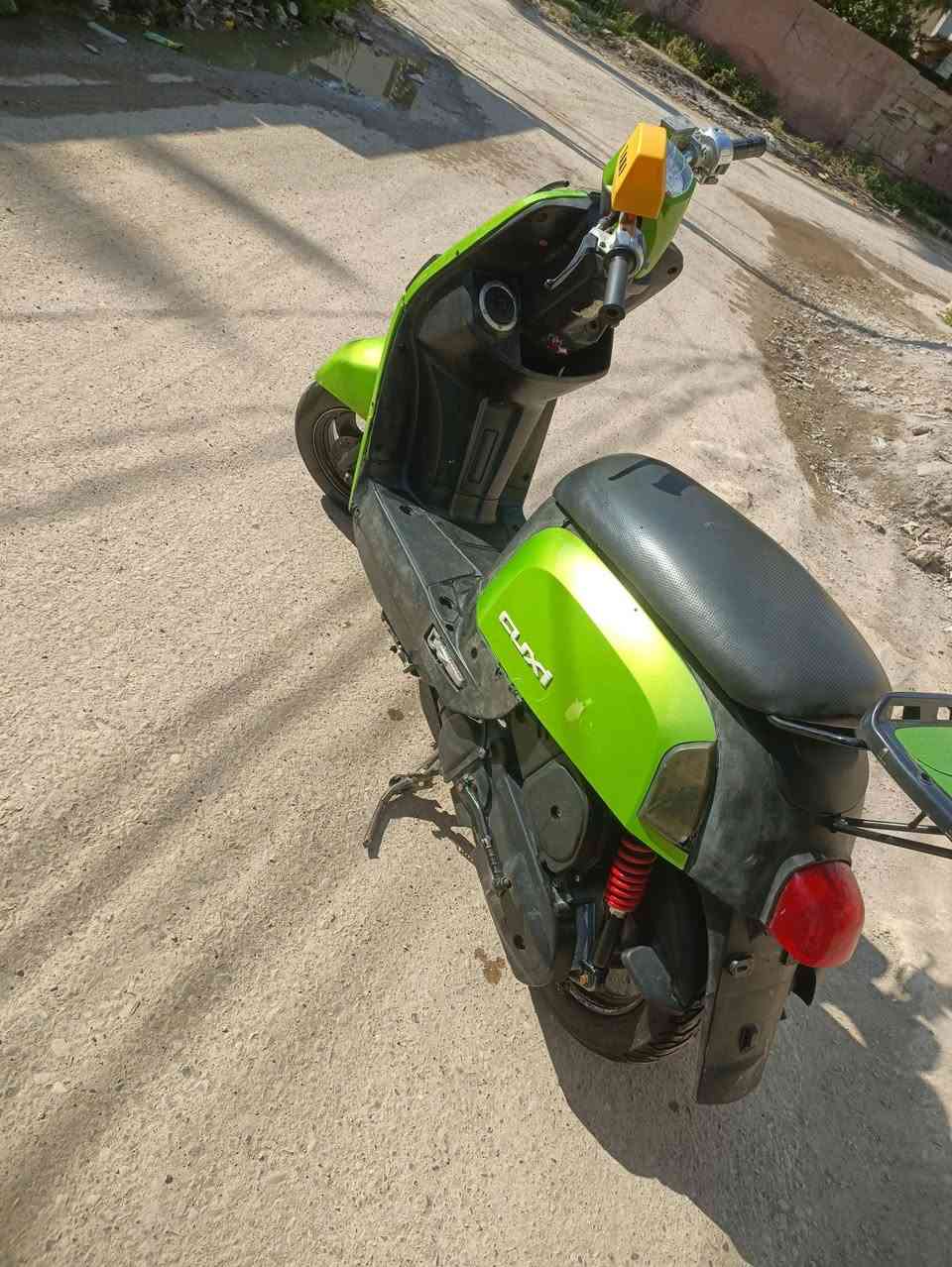 السلام عليكم 

بوليس للبيع كامله لا تبخر ولا تنقص كهربائيات كلها شغاله موديل 8 متواجد فيس - *********** 
المكان بعقوبة السعر 500 وبيها مجال للشراي المو شراي لا تكسر .
