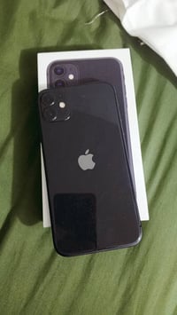 آيفون ١١ • ١٢٨ • بطارية ٧٤