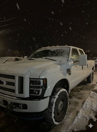 ترايك لعمان • بنزين ١٠ سلندر • كامرات