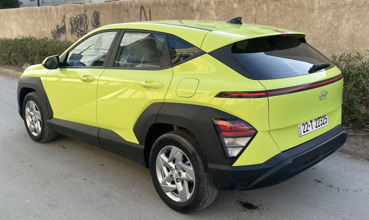 السلام عليكم :
كونا : ( 2024 ) لون مميز 
السعر : 171 
موبايل : ***********
ا——————————————————
حادث : 
شخط بالبابين بسيط 
ملاحظه : كلير من امريكا ( نص قبق الصندوق ) 
بدون دواخل 
بدون ايرباك 
ا——————————————————
مواصفات : 
بصمة / تشغيل عن بعد / شاشة كبيرة متصل / عداد اليكتروني / كامرة / رادار امامي وجانبي / داخل رصاصي فاتح / مانع انزلاق / تحكم ستيرن / كروس سرعة / اطفاء ذاتي عند التوقف / تحديد مسار / ويل كب
