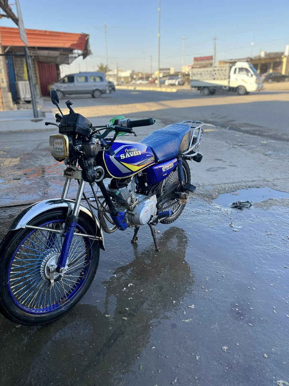 السلام عليكم تايكر للبيع 
موديل ٢٠
محرك مفتوح
دبلات وكهربائيات شغاله وياله ما بيهن عواج
المكان صلاح الدين قضاء العلم 
السعر٣٥٠وبي مجال بسيط
***********
