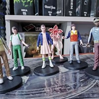 سترانجر ثينجز • شخصيات • مو مفصلية