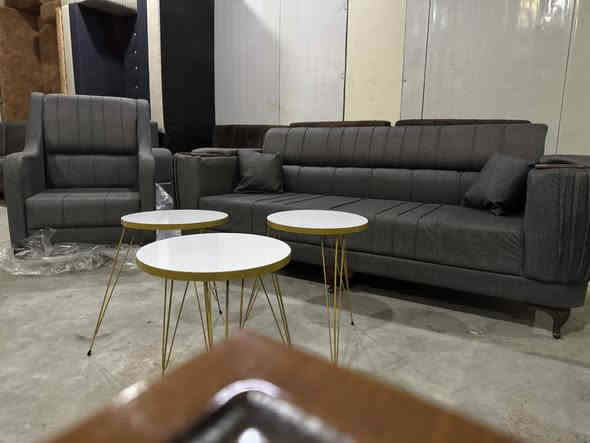 قه نه فه ي (10) نه فري به كار نه هاتوا شتيكي زور جوان پاك 
راقي شتيكي تايبت هيج عيبي نيه ناو نيشان كه لآر نأو مزاد خانه 
كونه كه پشت مكتب ليلا قاسم (پيشانكاي هاوكار زه نكنه)
هه ر به ريزيك ويستي تليفون به كات به م ژماريه 
(***********)
