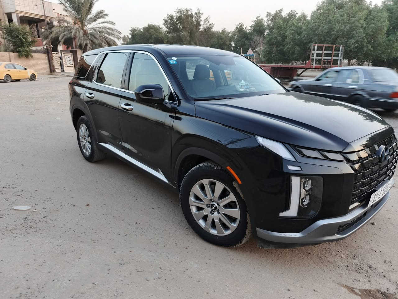 يا الله الهم صل على محمد وال محمد 
للبيع هونداي بليسايد SE 2023 وارد امريكي السياره داخل مكفول بجم كبس بدون ايرباك وصور الحادث مرفقه بل منشور 
محرك 3800 6سلندر
مواصفات السياره 
شاشه كبيره 
تحديد مسار 
قياده ذاتيه
7 راكب 
مثبت سرعه 
وبعد بيه هواي مواصفات 
السياره خير من الله 
السعر 300 ورقه 
العنوان بغداد الجديدة
هاتف ***********
اي استفسار متواجد واتساب
