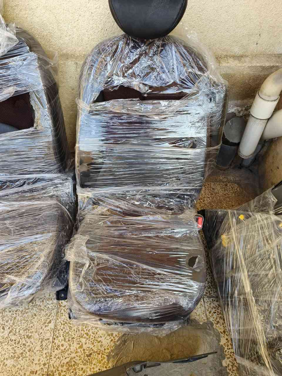 غرفه مال كولد برايد للبيع كامله كيا ريو 
العنوان موصل ١٧تموز 
سعر ٨٠٠
***********
***********
