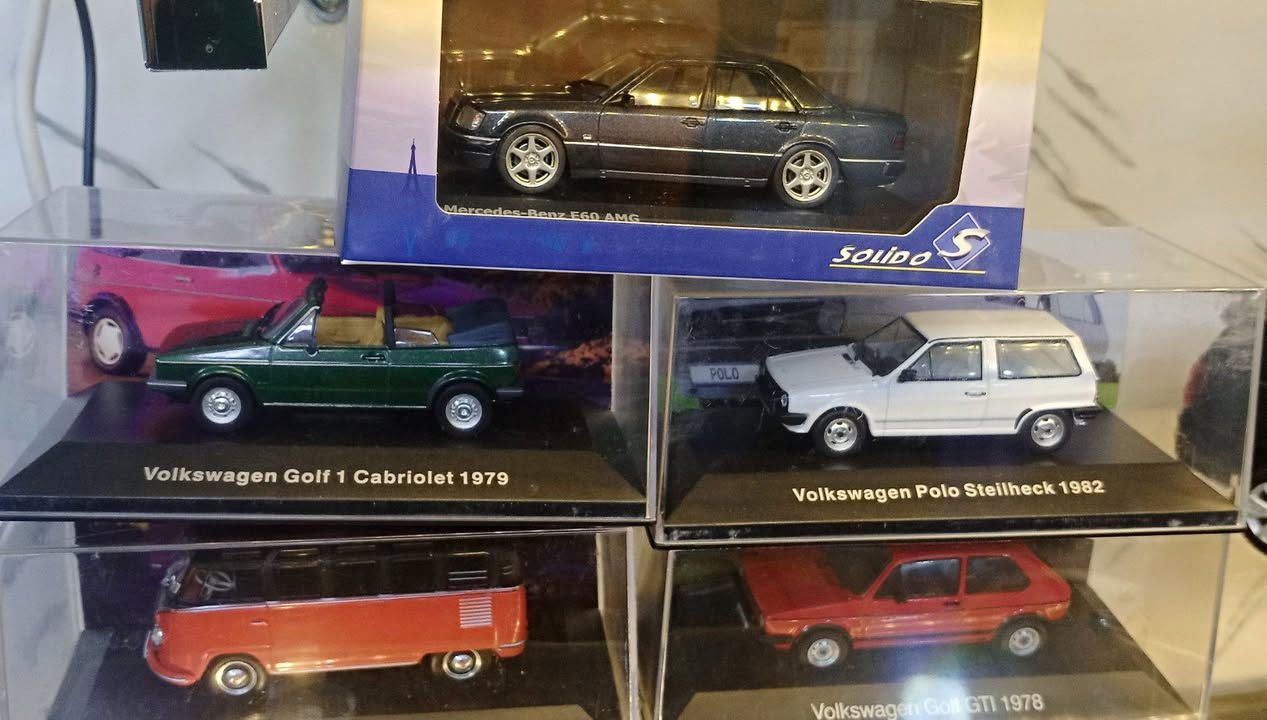 متوفر للبيع حجم 1علا 43
وحجم 1علا 64


**إذا كنت صاحب هذا الإعلان وتريد حذفه لأي سبب، رجاءا أرسل رسالة إلى الدعم الفني**