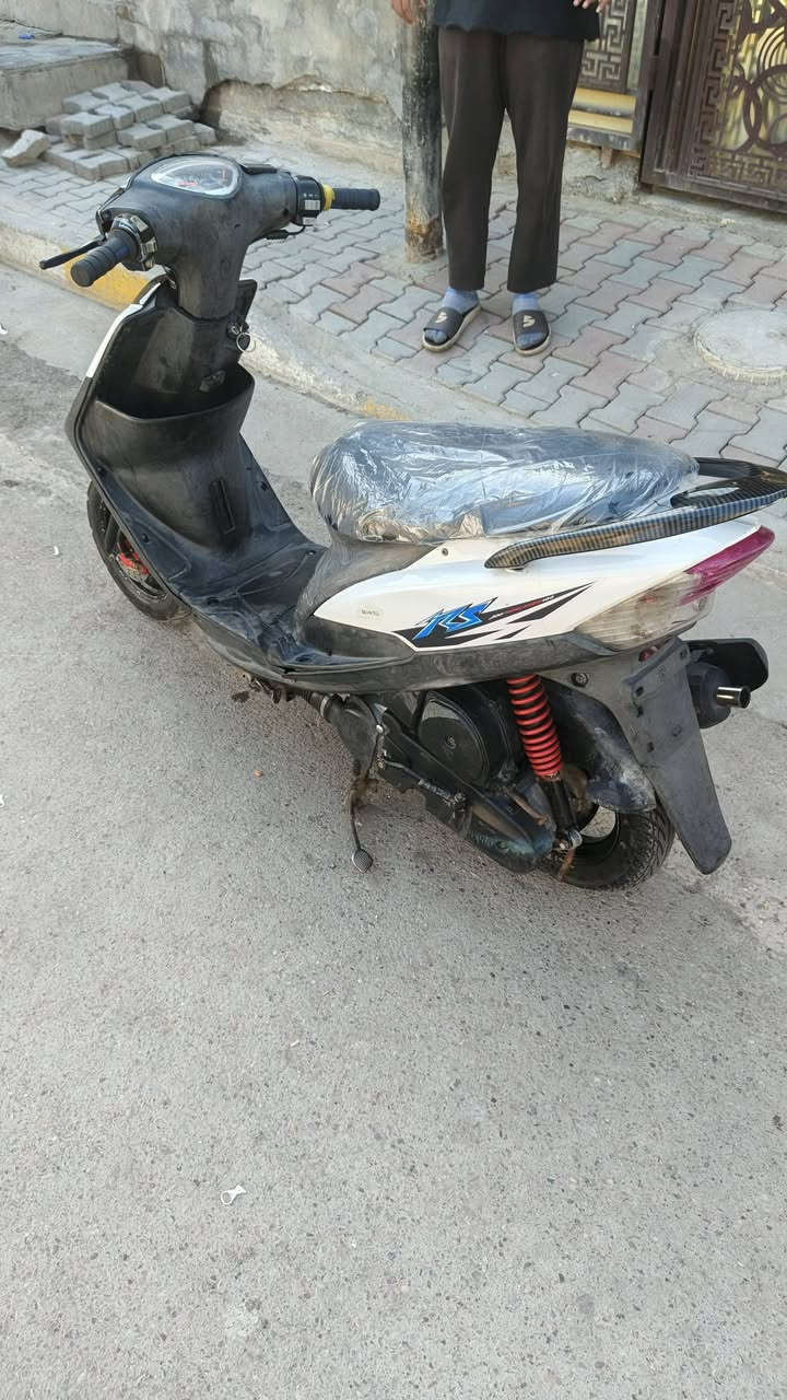 سلام عليكم ماكس عدله120ياباني دراجه كلها شغاله كفرات مختم ختم واحد مكينه بلاديه شلعه ومعدل فول اوراق كامله بسمي السعر ٥٧٥المكان بغداد الحسينيه مال راشديه ***********
