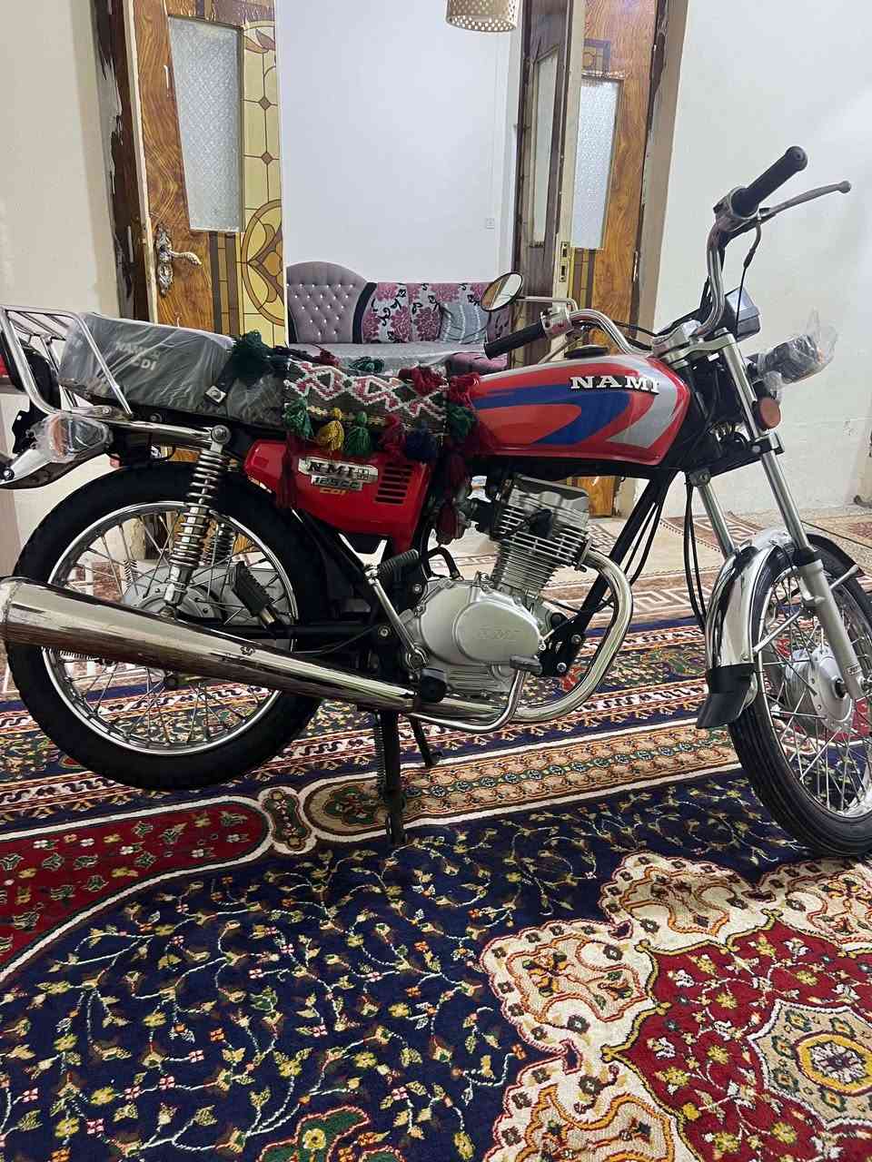 سلام عليكم نامه شلامجه اصلي البيع موديل ٢٣ مكفوله كفاله عامه السعر مليون 250 وبيه مجال قليل هذا رقمي ***********
