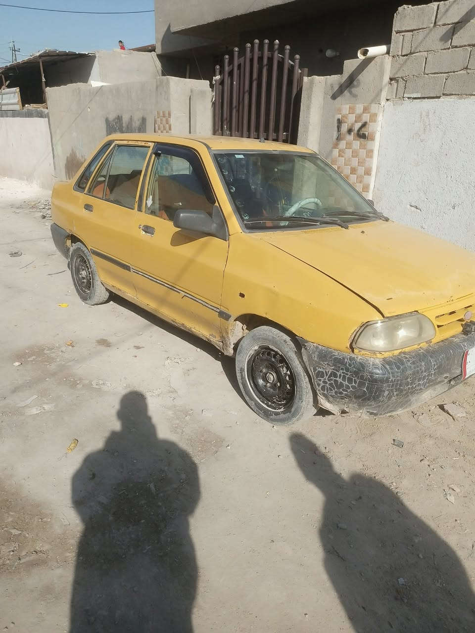 (يالله سياره  سايبه  مديل  11)
(مكينه  كير  حداديه  مكفولات)
(سنويه عظم عاج راعيه مجود مسمسكات رعيه مجوده)
(بس مالي علاقه لابهيئه ولا غرامه)
(مكاني بابل شارع 100)
***********
(السعر 14ورقه بيه مجال)
(شواصي معمره بيه فطر قليل)
(تخم تاير جديد باتري جديد)
(مراوس ترهم
