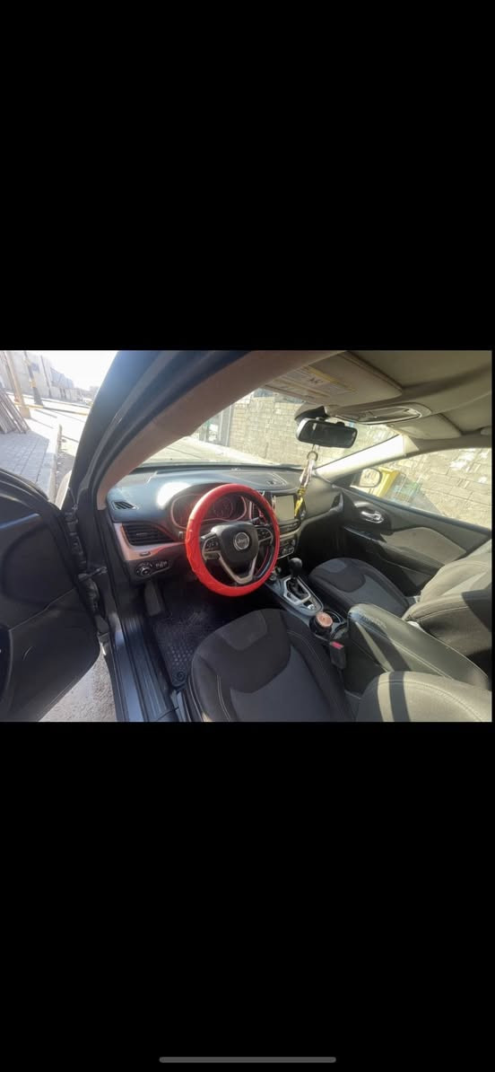 للبيع جيب بزون ٢٠١٧
وارد أمريكي بدون حادث 
مكينه /٢٤٠٠
رقمهه /بغداد 
عنواني /بصره
رقم/***********
السعر ١١٥
