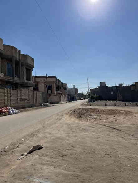 سلام عليكم
ارض للبيع 
مساحة 150 متر واجهة 7،5 نزال 20
ارض بچر والشارع 10متر 
خدمات كامله ماء كهرباء ⚡️ جيران كلهم ذهب ناس مثقفة وموضفين 
شارع الأرض مو تبليط لأكن يبعد عن التبليط 50 متر 
صنف العقار طابو زراعي سند 25 

العنوان الأنبار فلوجة جغيفي الثاني قرب جامع صفوى الرحمن والموقع واضح كدامكم بل صور 

السعر 43 وبيها مجال بصيط
اي ستفسار الأتصال علا الأرقام

***********  ➡️اتصال 📲
 ***********➡️اتصال 📲
*********** ➡️واتساب فقط 📲

#مكتب_الجزيرة_للعقار…
