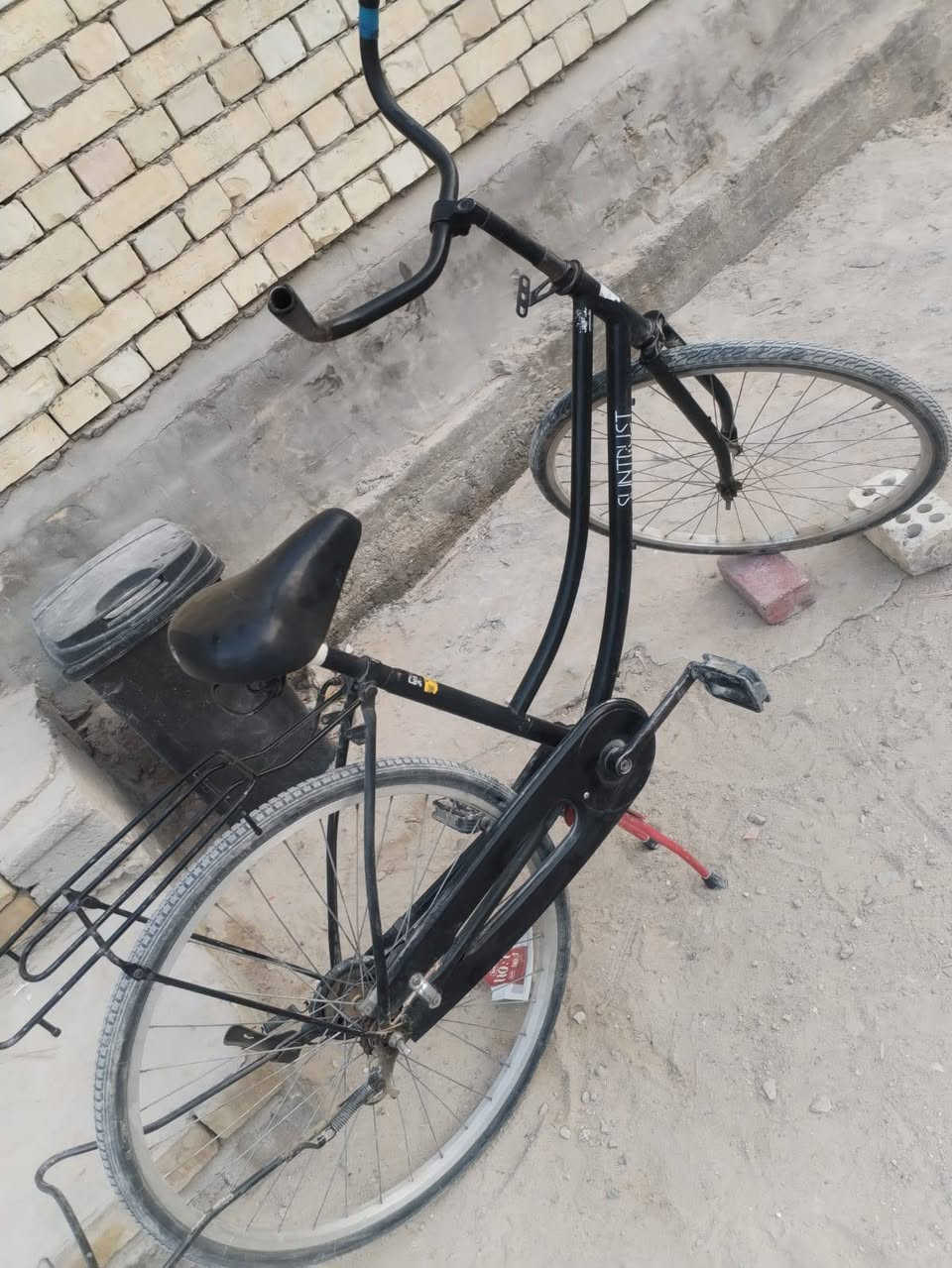 باسكل للبيع بطه حجم 26السعر 40وبي مجال رقم واتساب فقط ***********
