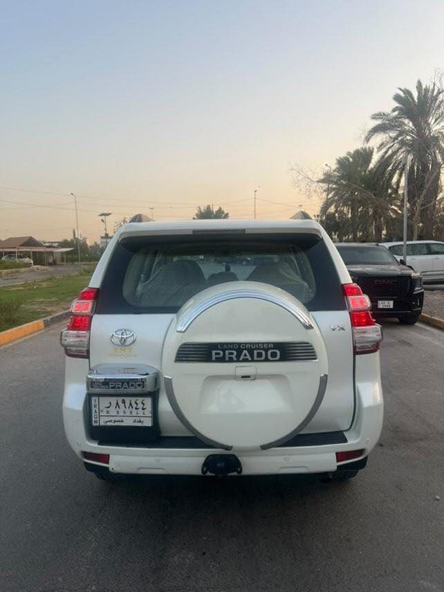 السلام عليكم برادو2014 vx السياره فول فتحه وبصمه وثلاجه ستيرن كهربائي اناره داخليه واناره خارجيه 6 سلندر ماشيهه 184 حقيقي ضرره بس جاملغ خلفي السعر 3 شدات 25 وبيه مجال بسيط 

الرقم: ***********
