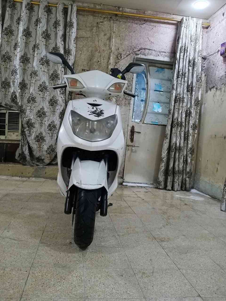 سكنس فحل مكينه ممفتوحه لايت زنون عالي ناصي اشاره دبل اشاره دبل استان هورد دشبول قفل صندوك كلشي شقال تخم تاير مابيها نقص برغي السعر 700عنوان بغداد الكماليه ***********
