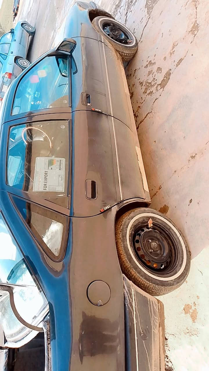 سلام عليكم فگترا موديل 91 سنويه نهايه 27 فول مواصفات كابون بانزين كير محرك حداديه كله 
 بشرط السعر 39 وبس بي مجال ***********
