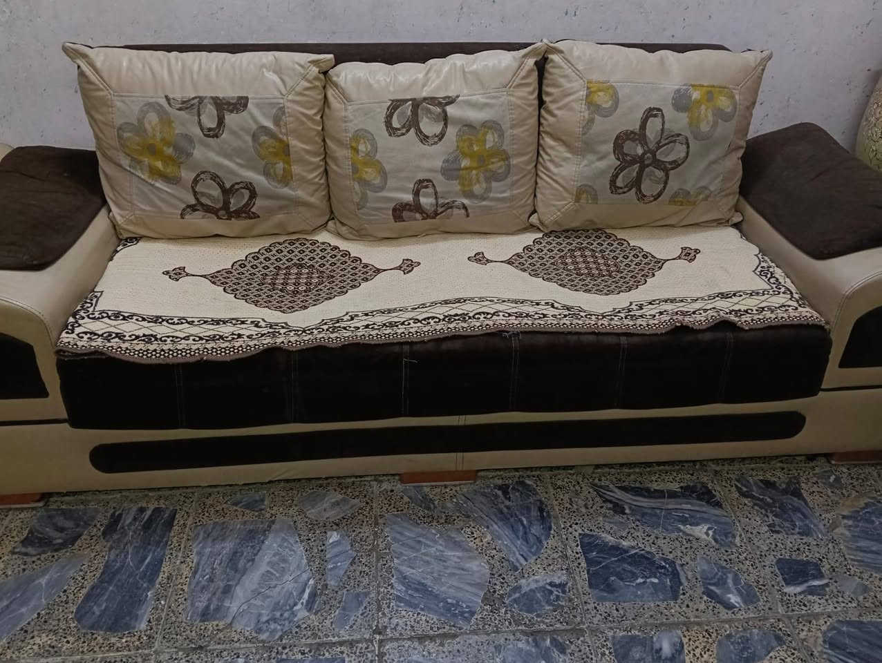 تخم تركي ١٠ مقاعد ب٣٠٠
تخم ملكي ١٠ مقاعد ب٥٠٠ وبي مجال الدوره


**إذا كنت صاحب هذا الإعلان وتريد حذفه لأي سبب، رجاءا أرسل رسالة إلى الدعم الفني**