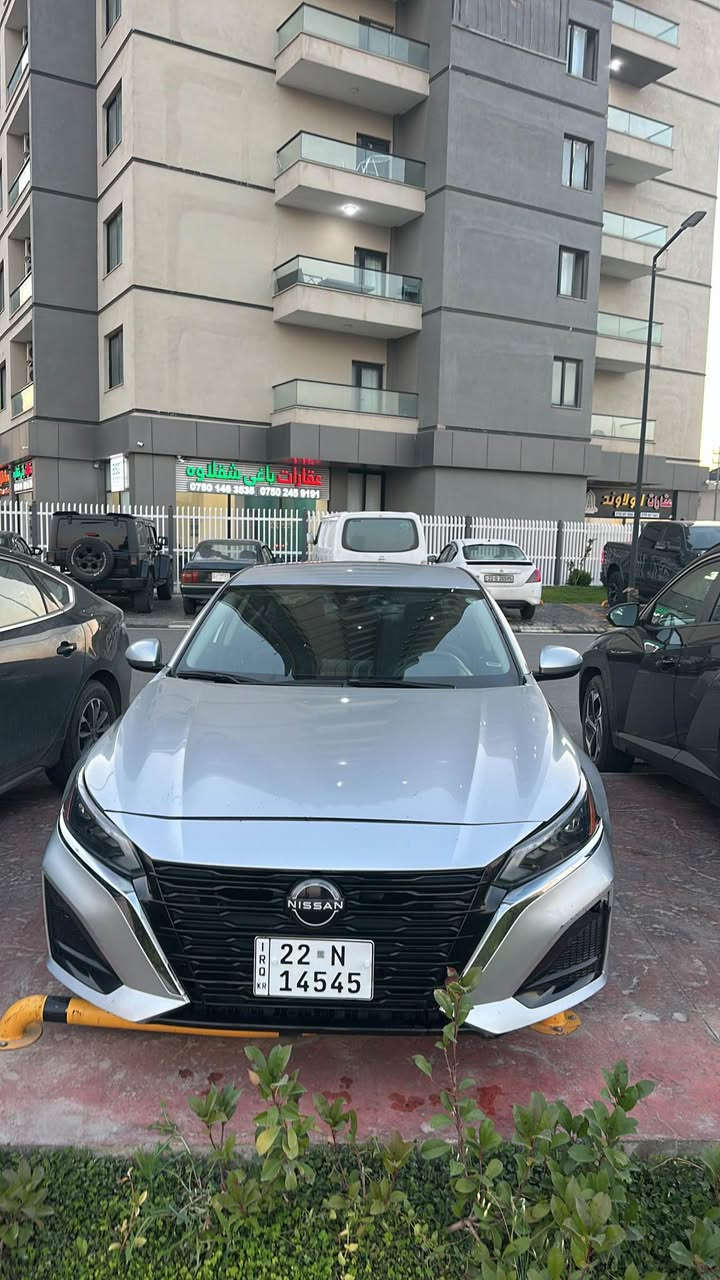 سلام عليكم 
- نيسان التيما 2024 فئة SV 
-رقم اربيل جديد
‏               1N4BL4DVXRN363070

- حادث بسيط بحافه البنيد و مبدل و صبغ بدون ايرباك و دواخل

-مواصفاتهه ، كامره ، اربع رادارات ، نقط عمياء ، تشغيل عن بعد ، توقف امامي خلفي اوتو  ……

- حجر بيئة رادارات حتى كتلوكات شركه وياهه كامله مناقصهه برغي باقية على وضع شركة

- سعر  $160ورقة
- عنوان السيارة : ديالى خانقين
 - ***********
 - *********** خناقين, ديالى
