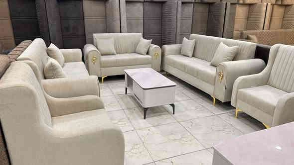 اهلا وسهلا بكم زبائننا الكرام نقدم لكم مجموعة متنوعة من الأثاث الحديث بأنسب الأسعار للحجز مراسلة الصفحة متوفر توصيل ***********
