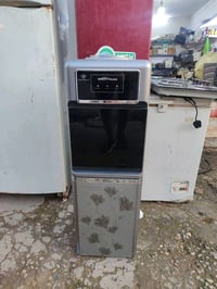 طباخ خمس عيون بلازمه النوعيه بوش شرط شغال ونظيف براد ماء النوعيه رويال...