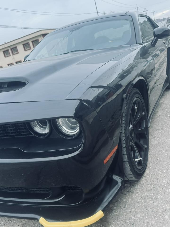 السلام عليكم
جالنجر موديل 2012 صبغ احزام

كير محرك وأكسل شرط

محرك مفتوح الكيس للتنظيف

محدث بجمها وبكلايت محدث

رايدها مراوس ويا موستنك كشف

او جالنجر لون اخضر وموجود الفرق 
سعرها ١٠٣

***********
