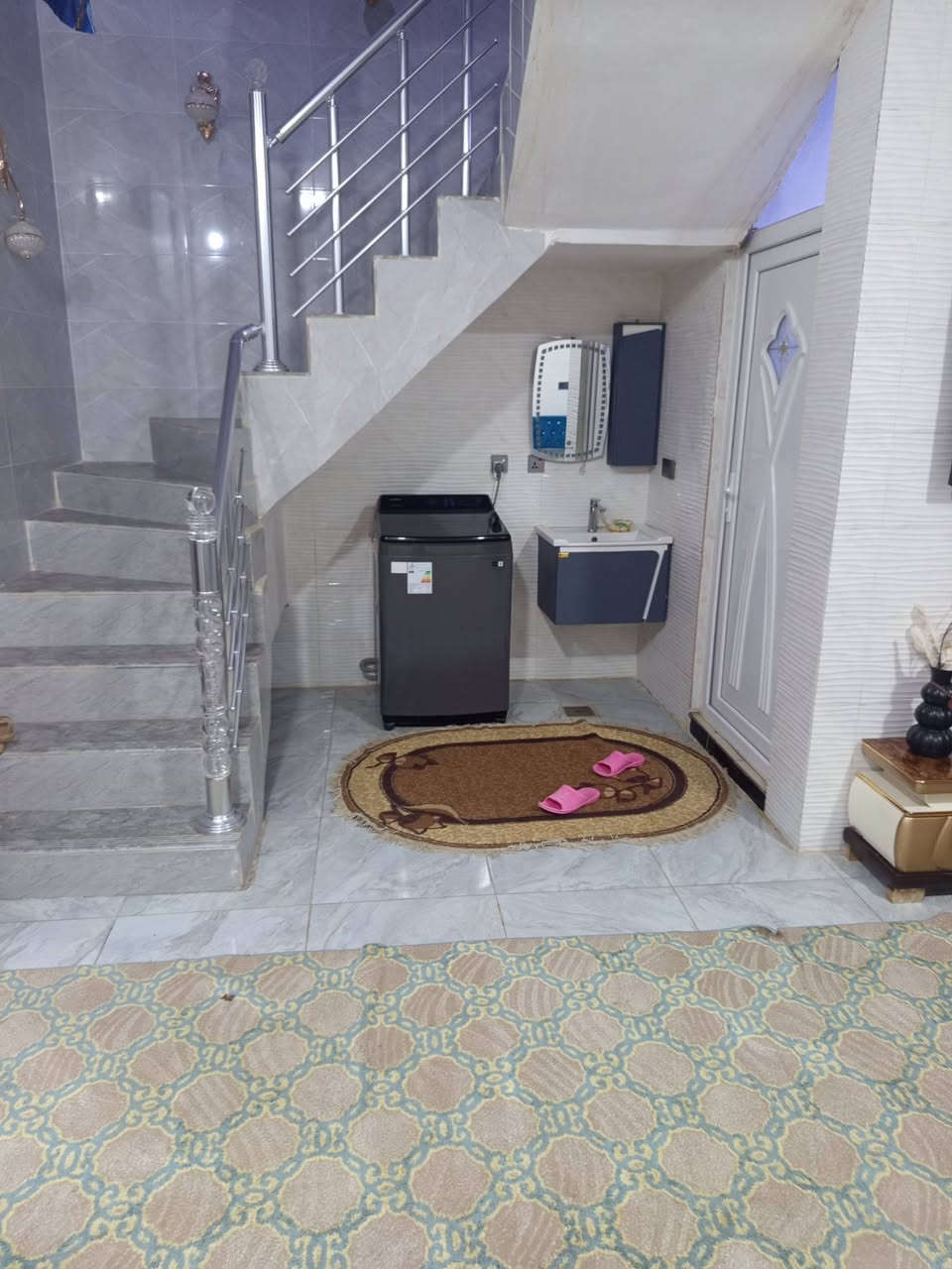 يوجدبيت للبيع مساحه 145متر ابي غرق حي سلام طابو صرف مطلوب الي مصرف الإسكان الإتصال ***********
