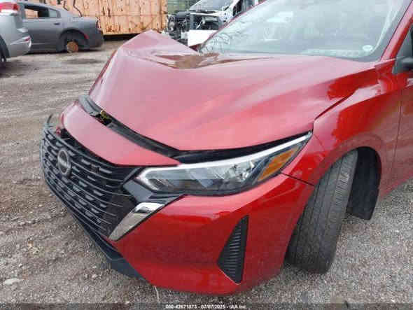 نيسان سنترا موديل ٢٤ موعود وصولها 12/11 سيارة مدفوع نقل بدون كرمك وضريبه حادثه بالصور السعر واصله لميناء ام قصر ١١٠ وبيها مجال قليل الاتصال على الرقم ***********
