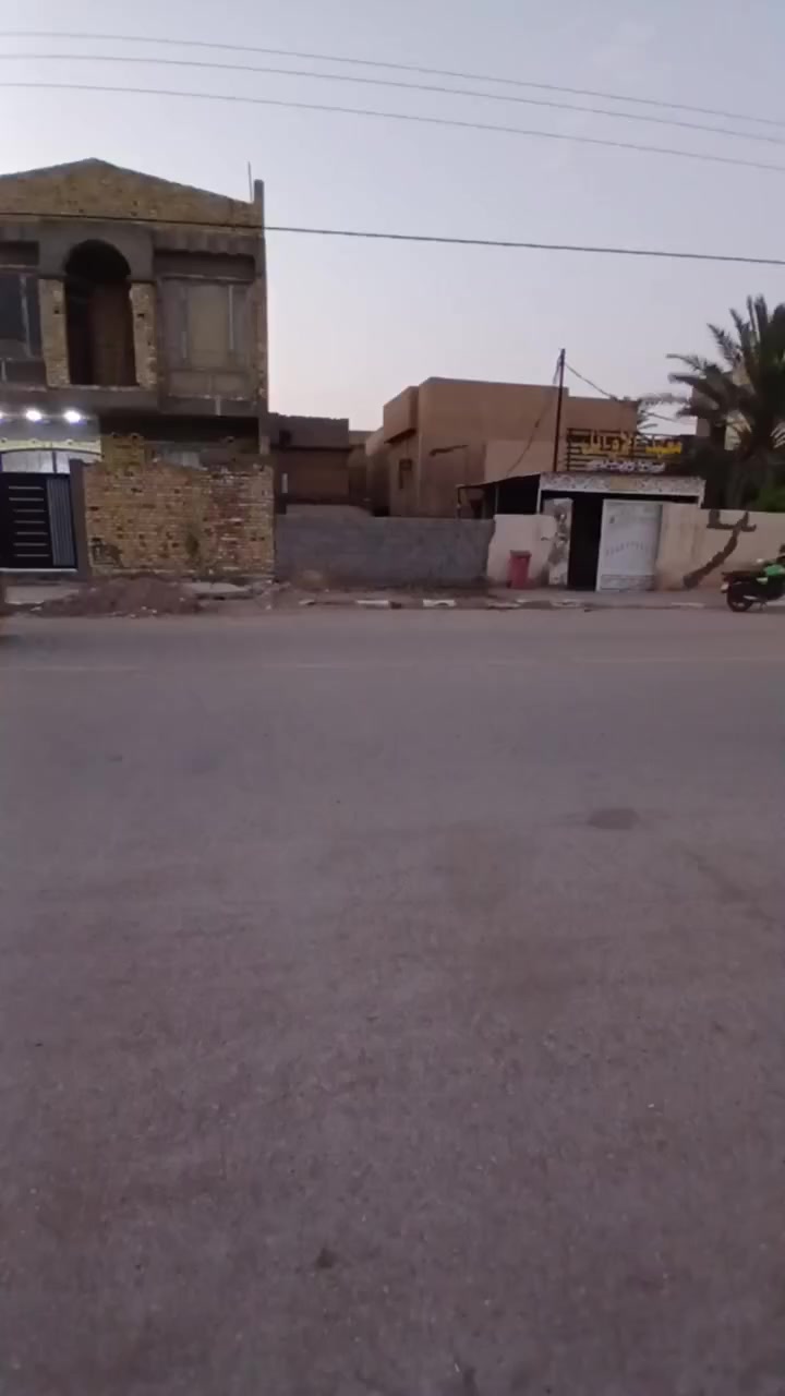 قطعه ارض للبيع  مساحة ١٧٢م واجهة ٧ م نزال ٢٥ العنوان شارع الطليعه مجاور معهد الاوائل قرب المجمع الطبي للاستفسار ***********
