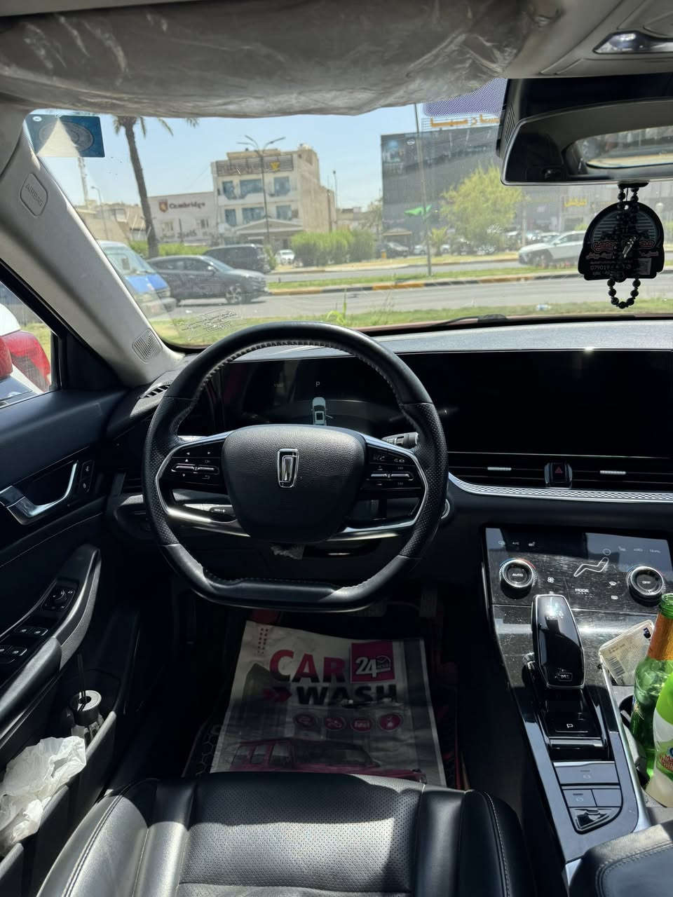 للبيع بيستون B70 موديل 2022
🔴 اللون: أحمر
📍 رقم بغداد
📊 الممشى: 113 ألف كم

✅ محرك 1.5 تيربو اقتصادي وقوي
✅ جير أوتوماتيك 7 سرعات DCT
✅ تشغيل بصمة ودخول ذكي
✅ شاشة كبيرة ونظام ترفيه
✅ كاميرا خلفية + امامي + جانبي وحساسات
✅ مقاعد جلد كهربائية + تدفئة
✅ فتحة سقف
✅ مثبت سرعة + تحديد مسار 
✅ مكيف أوتوماتيك
✅ أنظمة أمان متعددة ووسائد هوائية
✅ مري شفط 
✅ كامرة 360 درجة 
✅ نقطة عمياء بالمري 
السيارة نظيفة ومستخدمة استخدام شخصي، جاهزة لأي فحص

الرقم / *********** للاستفسار والسعر خاص او واتساب
