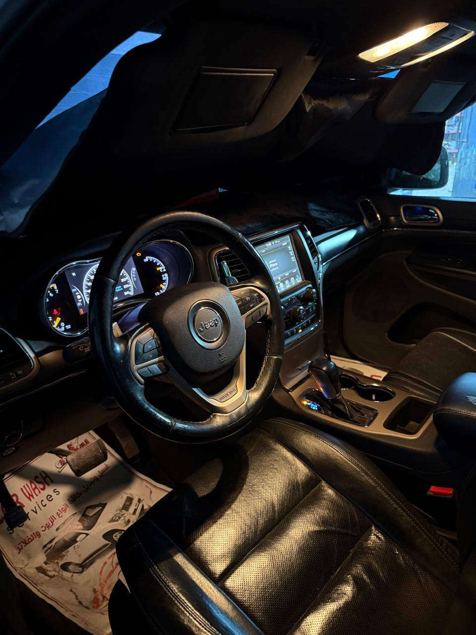 Jeep2017🇺🇸
السلام عليكم 

فئه كراند شيروكي
للبيع او مراوس
ماشيه49الف ميل حقيق
وارد امريكي داخله كلين بيه فقط بارد بل جنطه صغير وشخوط باب الصدر قليله باقي كفاله
رقم بغداد بسمي السياره تحويل نفس اليوم
السياره جاهزه من كلشي اي نقص مابيه
مواصفات السياره
جنطه كهرباء
ستيرن كهرباء
كشنات تدفئه وتبريد 
ستيرن تدفه
تشغيل عن بعد
بنراما
شاشه جبيره
5بصمات
وبعد بيه هواي مواصفات السياره مال بيت ومطالعه وبل عافيه عل ياخذه 
سعره250ورقه وقابل للتفاوظ
متواجد فيس واتساب 
***********
***********
