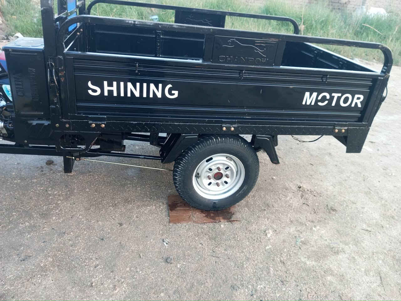 السلام عليكم ستوته للبيع موديل 23 اوراق من الكرار سعر مليونين وبيها مجال الناصريه مركز كهربائيات شغاله محرك ما مفتوح ***********
