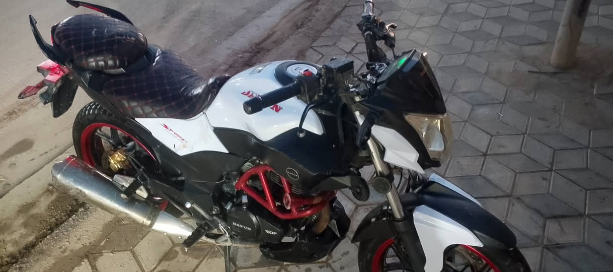 عمي سلام عليكم دراجه دايون خفاش 21 حله من صوره شغاله من دكمه لدكمه دشبول لايت شاير بك لايت هورن مناقصه شعره نكره سلف ***********
