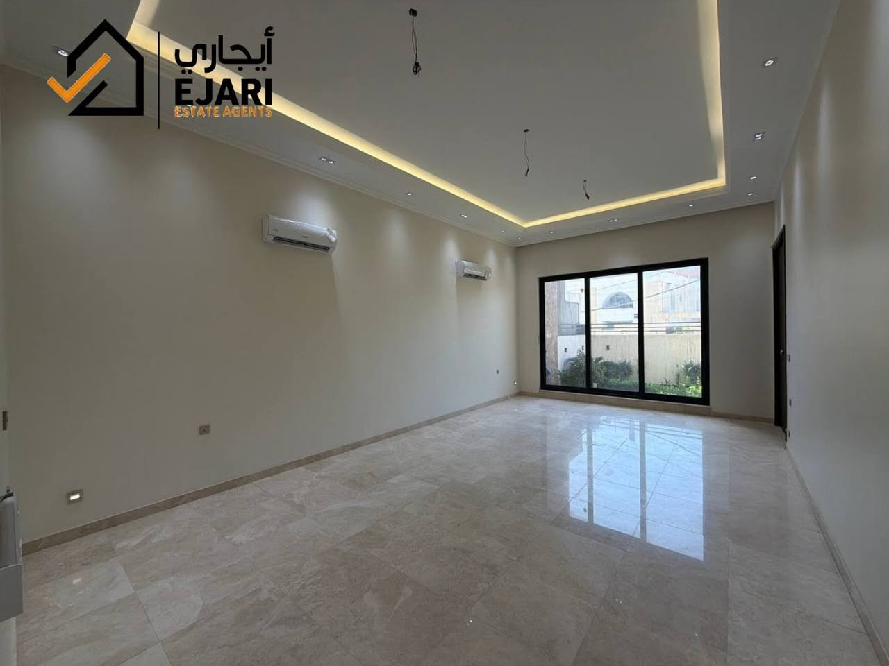 اعلان ايجار 
Ejari  إيجاري 
يوجد منزل في منطقه الاميرات بناء حديث غير مسكون داخل فرع هادئ سكني مساحه ٣٠٠ متر مودرن جدا راقي مجهز بالكامل سبالت 
يحتوي صاله +هول +مطبخ +حمام عدد٦ +غرف عدد ٥ وممكن اصير ٧ غرف +كراج +حديقه +مدخلين +بيتونه اكبيره ممكن اصير غرفه للشغاله 
للاستفسار  ***********
اذا مهتم بالسعر اكتب رقم 18 سوف يتم الرد خلال ثواني 
نقدم خدمه  اداره العقارات في جميع مناطق بغداد في حاله انك مشغول او امسافر وماعندك وكت اتابع البنايه او اي عقار يمنه الحل ايجاري بديل  
يلبي طلبك وانت مكانك بطرق حديثه 
او زيارتنا الى موقع الشركه في حي الجامعه الفرع مقابيل كليه الاداره والاقتصاد فرع مدرسه المباهج👇
 https://maps.app.goo.gl/uwkk4QPYd5EgivjP8?g_st=iw

 للمزيد من العروض يمكنكم الانضمام قناه التلكرام👇
https://t.me/omarEjari

وتساب 👇 فقط رسائل 
https://iwtsp.com/9647754445448

 التيك توك 👇
https://www.tiktok.com/@ejari86?_t=8V089pzmx7t&_r=1

 قناة  YouTube 👇

https://youtube.com/channel/UCPxpJjtiuOb1RoTmh_X9cZQ

#iraq #baghdad #kurdistan #iraqi #properties #property #investment #openhouse
#propertyinvestment #luxurylifestyle #apartment #sold #rent #apartments
#عقارات_المنصور #للايجار #ايجار #مجمعات #شقق #إيجاري #الجامعه  #المجمعات #شقق #سكني #اليرموك  #السلام #اليرموك #الجادريه #تجاري #الداوودي
