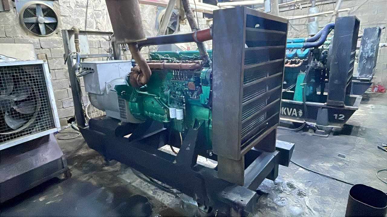 مولده سكانيا 113/26 أستندر فوك وجوه مجفته صار 4 ايام جنريتر 250 KV انتر كولر حوض دوش مابي اي نقص بدون تبخير او تنقيص البيع بسبب الحمل رقم الهاتف *********** 
/الرمادي الورار
