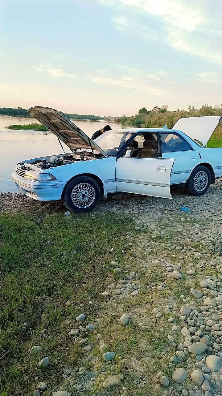 سلام عليكم لبيع سياره مارك موديل ٩١ رقم دولي جديد سياره بلادي طالب عليه ٤٥ مكانه صلاح الدين العلم السياره يعوزه ترتيب داخل تصال ***********
