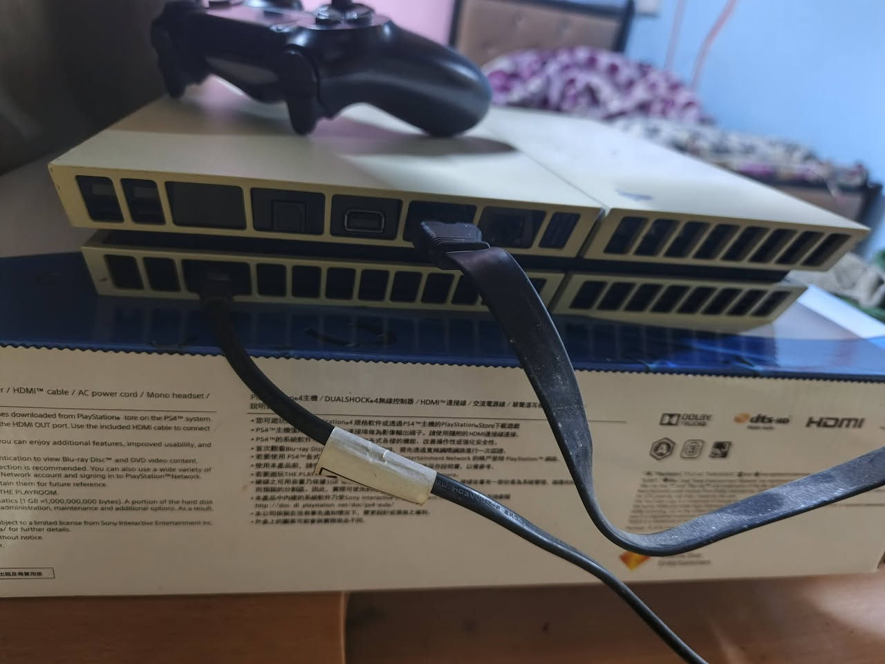 السلا عليكم حياك الله مثل ما اشوف عندي:
ps4:مهكر نضام 9
الحالة: نضيف جدا
الاستعمال مو هواي شهرين
التفعيل من خلال الموقع بدون فلاش ومستقر جدا 
العاب:FIFA2026/ريزدنت ايفل 2/gta سان اندرياس النسخه المحسنة/call of duty black ops 6/
الجويستك وحده فقط الكارتون ويا موجود وجديد
مكاني: البصرة/القبلة /شارع المدارس
السعر:300
رقمي:*********** 
التواصل واتساب
