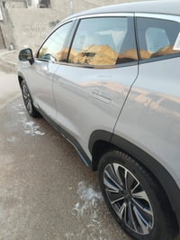 🛑جيتور موديل 24 ماشيه 18  🛑 مكفوله رقم بغداد.    🛑  🛑 معروضه 165 وبيه ...