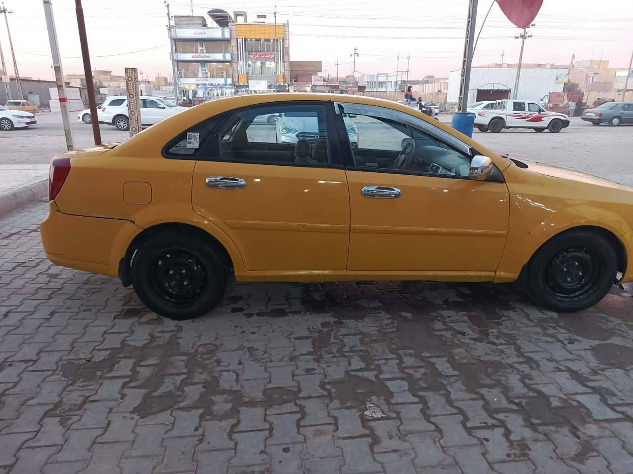 سلام عليكم سياره للبيع اوبتره فرونزه 
رقم انكليزي بغداد 
مصفره هيئة وغرامات 
مكان سياره ناصرية 
للأتصال ***********
