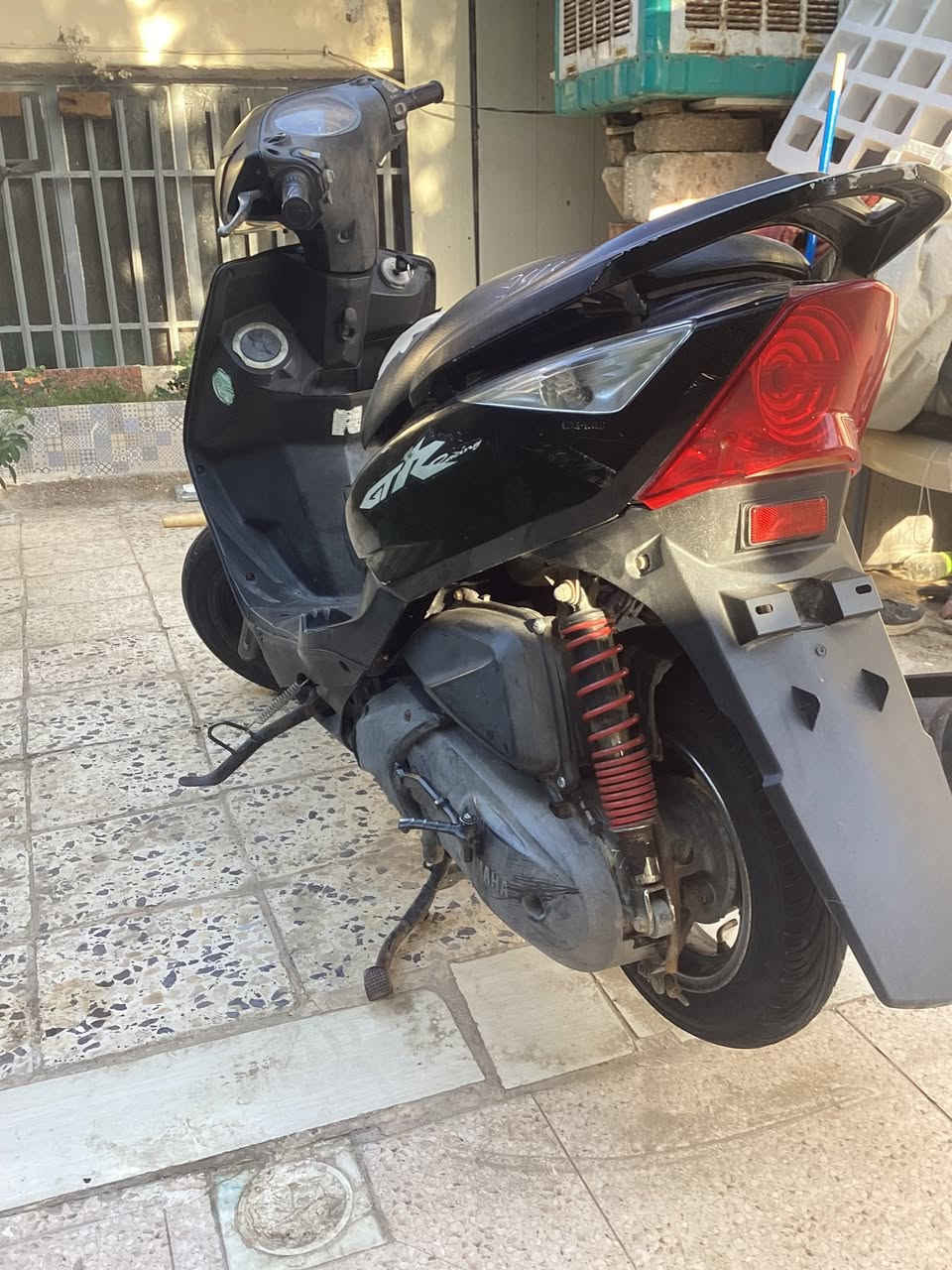 السلام عليكم GTR للبيع بلادية  الدراجة محرك مامفتوح
كڤراتها كلها بلادية ومختمة  مكانها بابل حلة مركز 

السعر 600 الف 

***********
