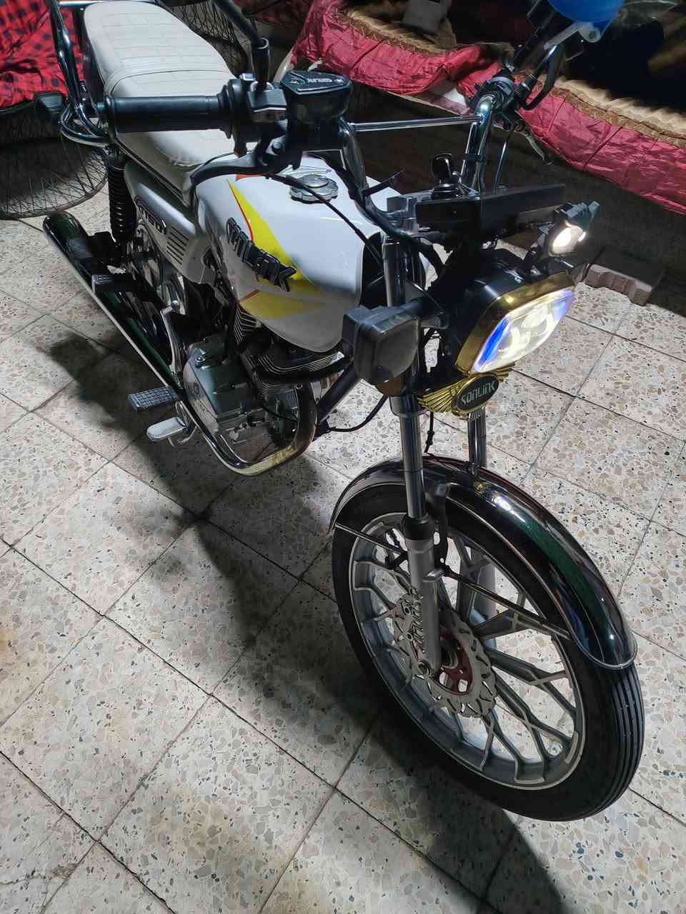 موديل ٢٤ سلف سافان كامله من كلشي اوراق دينار متذب عليهة مكان صويره ***********    بيع او مراوس ب٢٥ سلف سعر ٦٧٥
