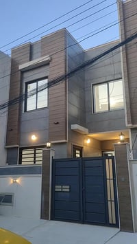 دار للبيع • حي البلديات • ١٠٠م