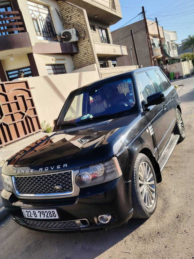 🔥 للبيع — Range Rover Vogue Autobiography 2011 خليجي 🔥
سيارة فخمة بحالة ممتازة، أعلى فئة من الفوج، مواصفات كاملة بدون نقص.
📌 الموديل: 2011
📌 الوارد: خليجي
📌 القير: أوتوماتيك
📌 الدفع: رباعي (4×4)
📌 المحرك: V8 سوبرچارج قوي وعزم عالي
📌 الحالة: مكفولة من حادث وصبغ
✨ المواصفات:
جلد فاخر — تدفئة وتبريد مقاعد — شاشة ملاحة — كاميرا خلفية — حساسات أمامي وخلفي — سقف بانوراما — نظام صوت عالي — ذاكرة مقاعد — باب خلفي كهرباء .شاشات بل مقاعد الخلفيه مكان السياره بغداد حي الحسين رقم اربيل ب اسمي تحويل او كاله 
📞 للتواصل: (*********** ) بغداد, العراق
