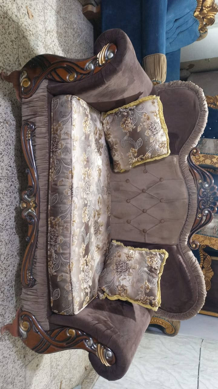 تخم ملكي ١٠ مقاعد اخو الجديد ثكيل نضافه ١٠٠بل ١٠٠ تزكام سعر ٢٩٠ وبي مجال مكاني بياع يوجد توصيل بكروه *********** وتساب
